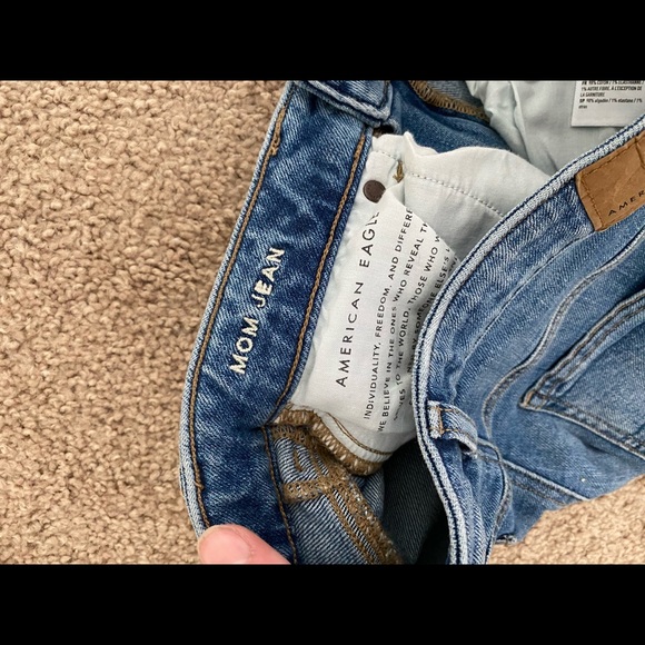 American Eagle Mom Jeans - Picture 5 of 6